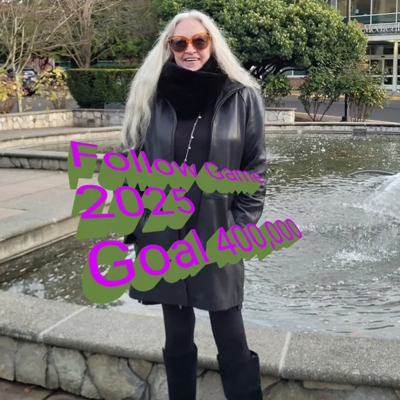 Follower Game - Picture 2 of 11